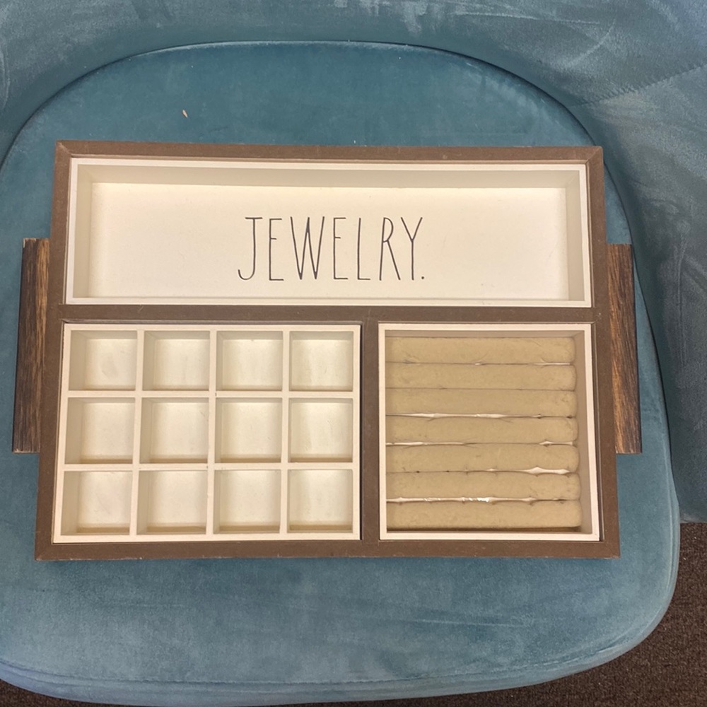 Rae Dunn Jewelry holder
